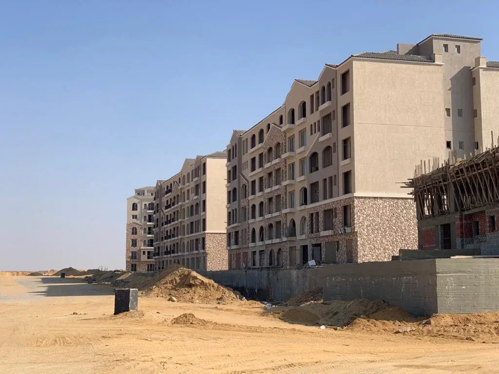شقة للبيع في جرين سكوير مدينة المستقبل 225 متر استلام فوري