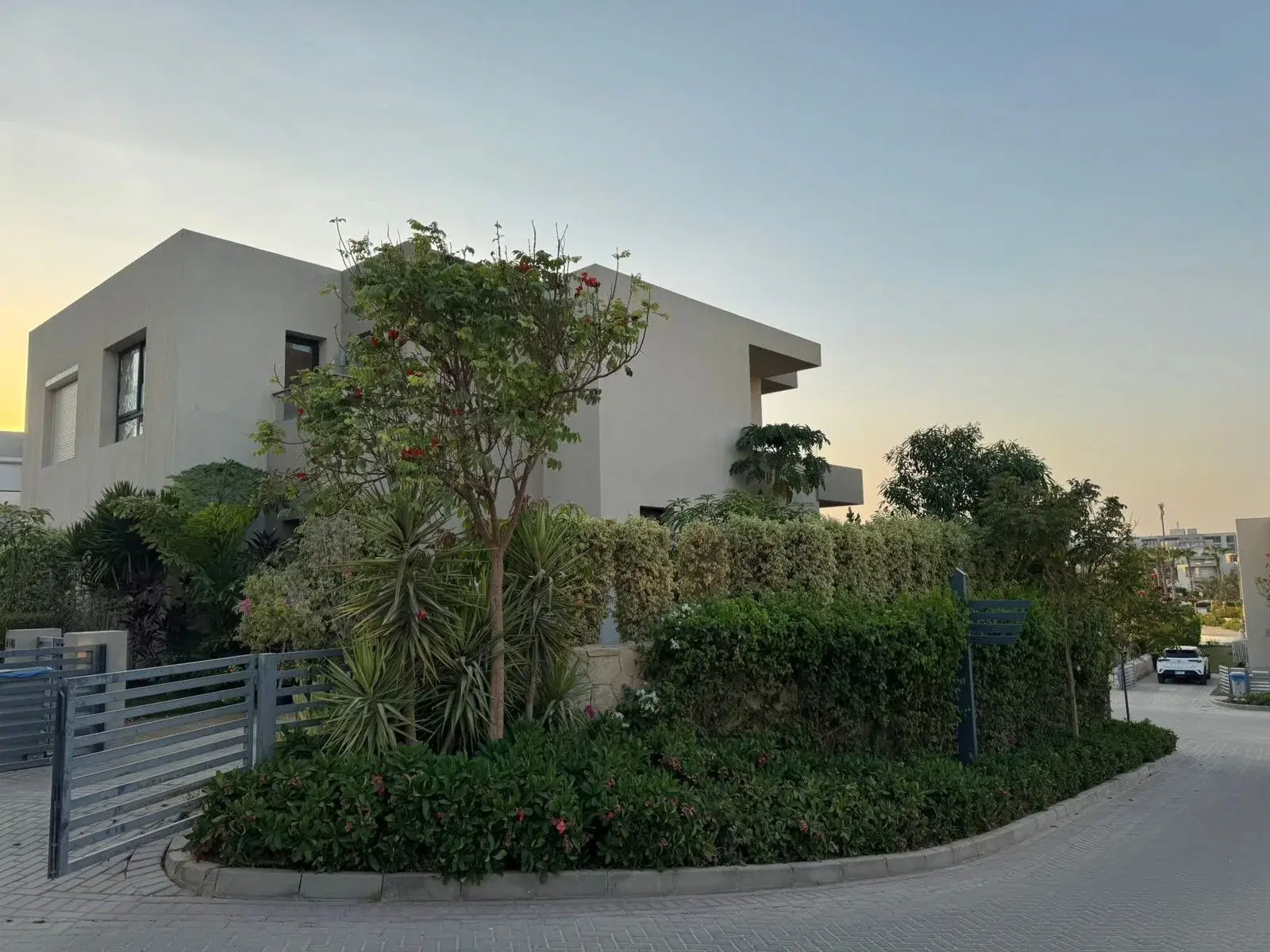 Twinhouse for Sale in Azha, Ain Sokhna — 3 BR, 185 sqm, Ready to Move
