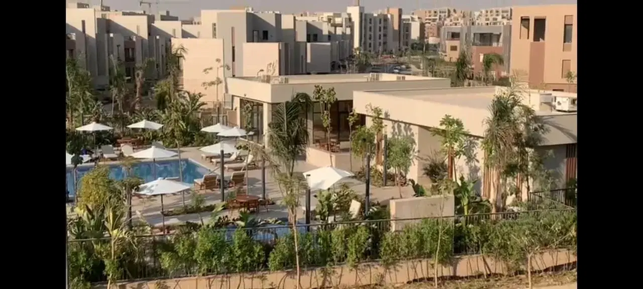 تاون هاوس للبيع في ديستريكت 5 التجمع الخامس 258 متر