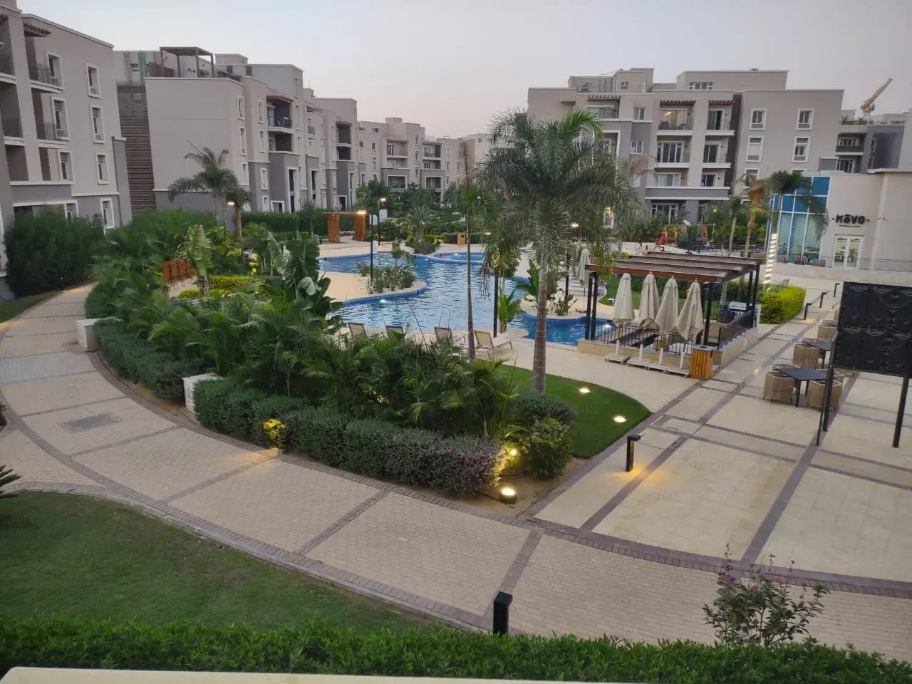 3-Bed Apartment for Sale in October Plaza — 181 m², 1st Floor