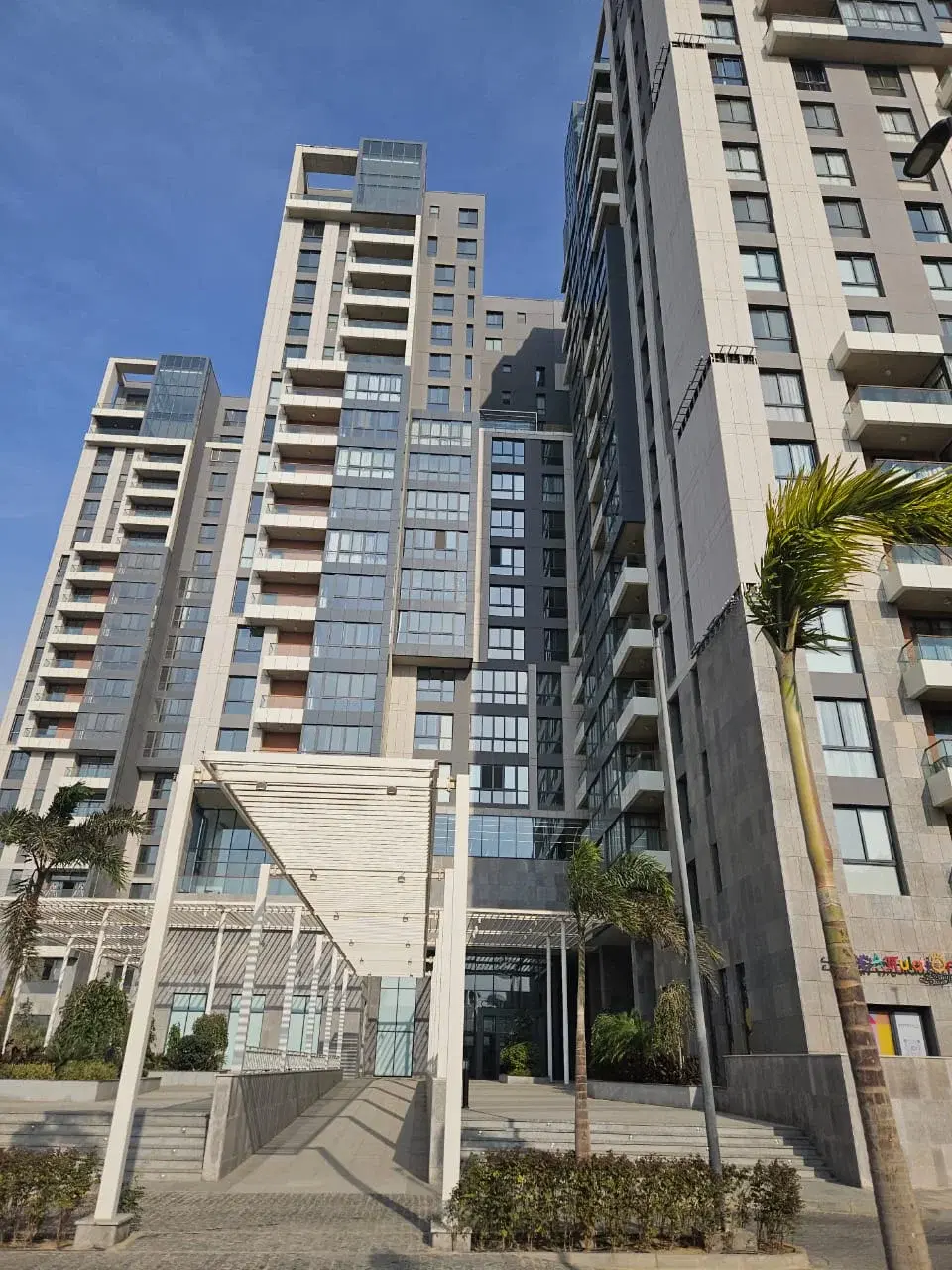 Furnished 1-Bed Apartment for Sale in Aeon Tower, Sheikh Zayed
