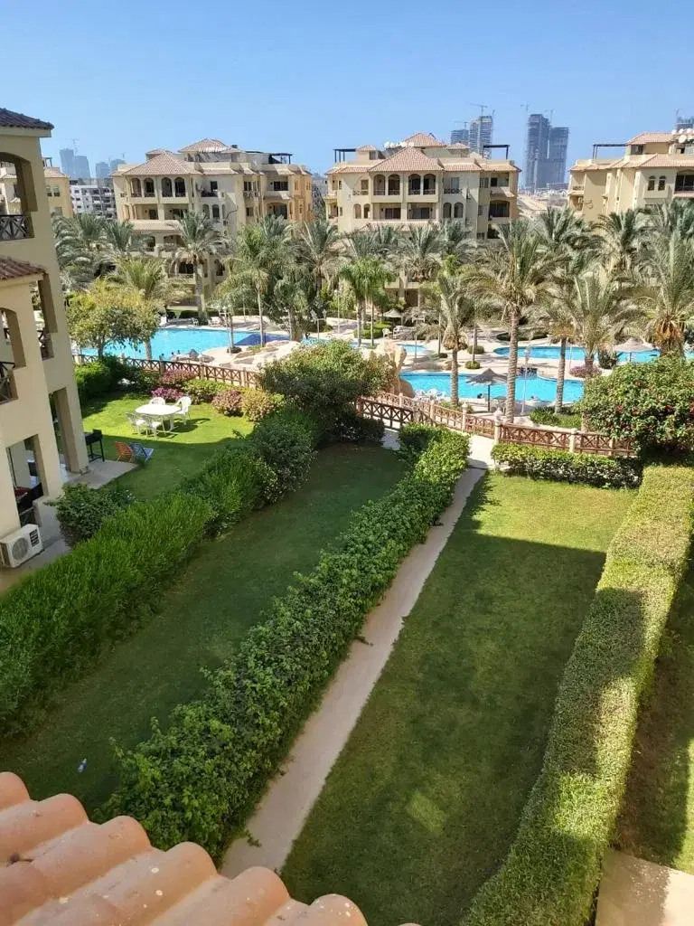 شاليه للبيع في ستيلا دي ماري سيدي عبد الرحمن 1 — 120 م²، غرفتان