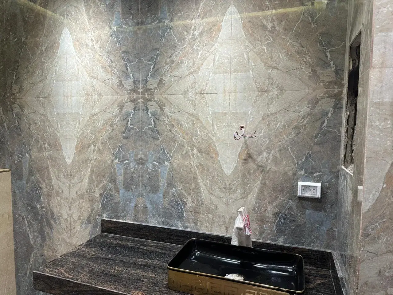 Twinhouse for Sale in Etapa, Sheikh Zayed — Finished with Pool Access