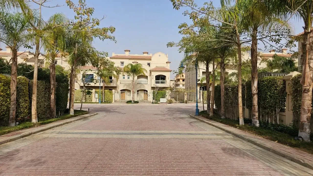 Townhouse for Sale in El Patio 5 East, El Shorouk — 3BR, 4BA
