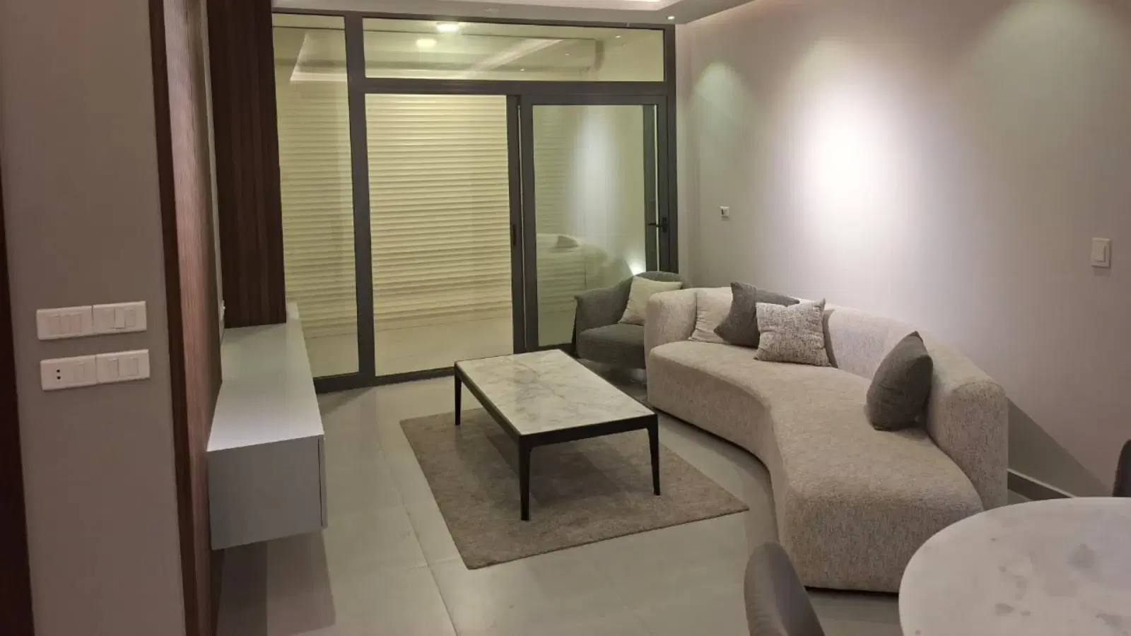 Lowest price for rent a furnished apartment in Garden with kitchen and AC on the best view in sodic