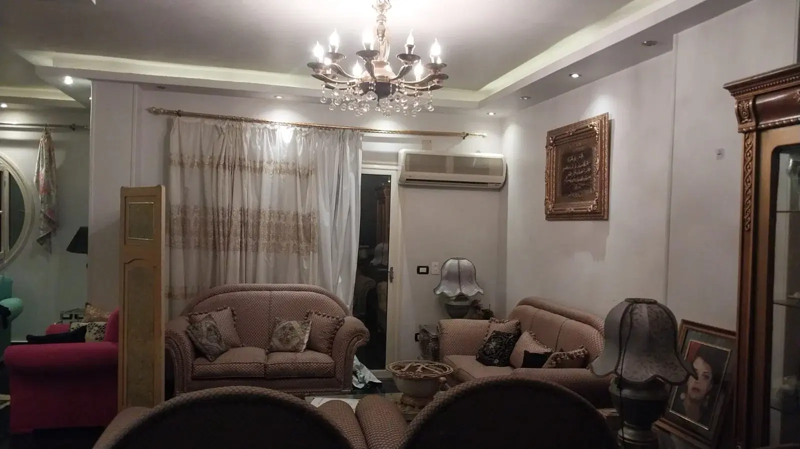 دوبلكس فاخر للبيع بإطلالات رائعة على الجاردن في البنفسج
