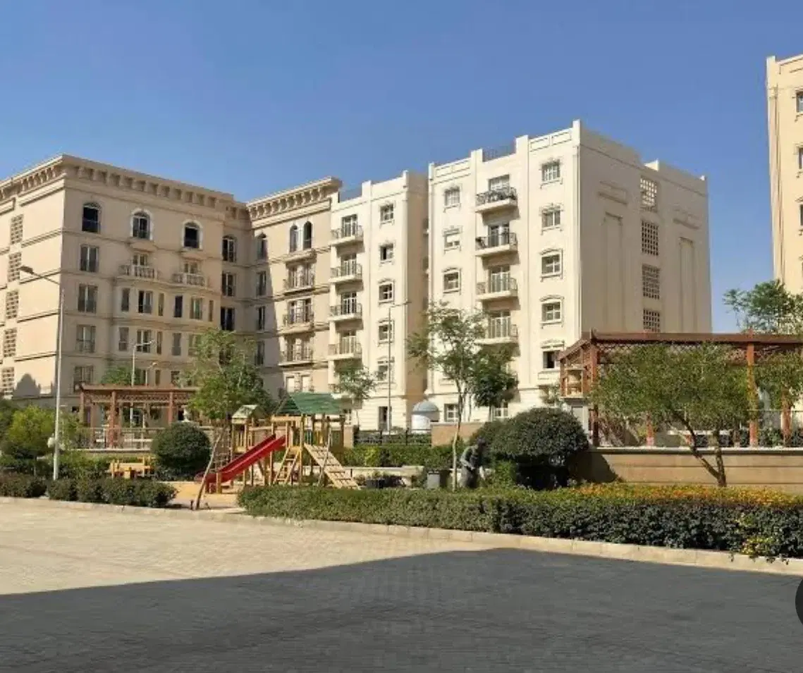 Apartment in Hyde Park New Cairo with modern design
