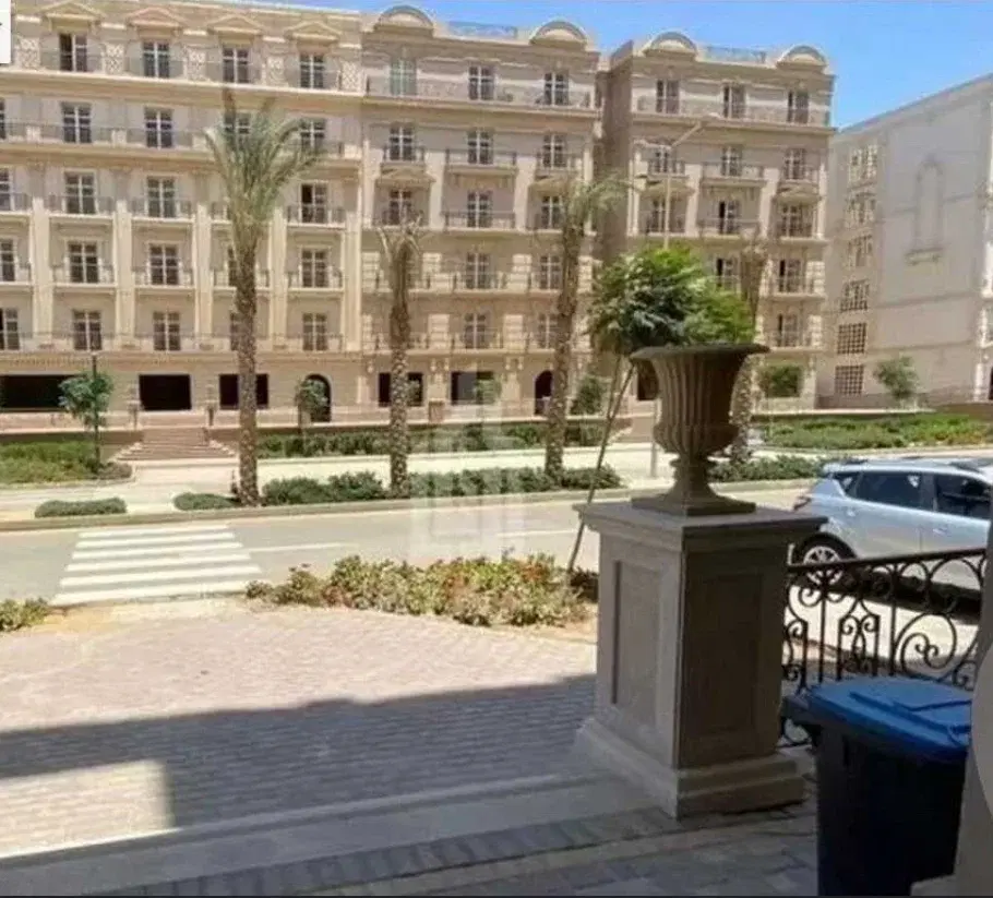 Apartment in Hyde Park New Cairo with modern design