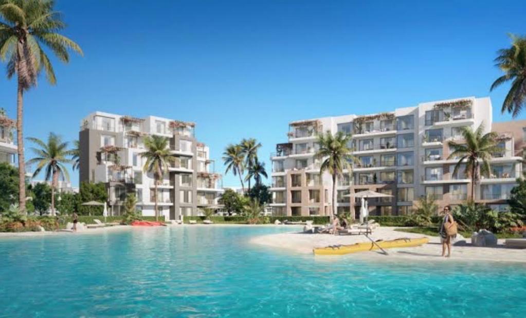 Stunning Beach Chalet for Sale in Sea Shore Ali - 105 sqm with Spectacular View